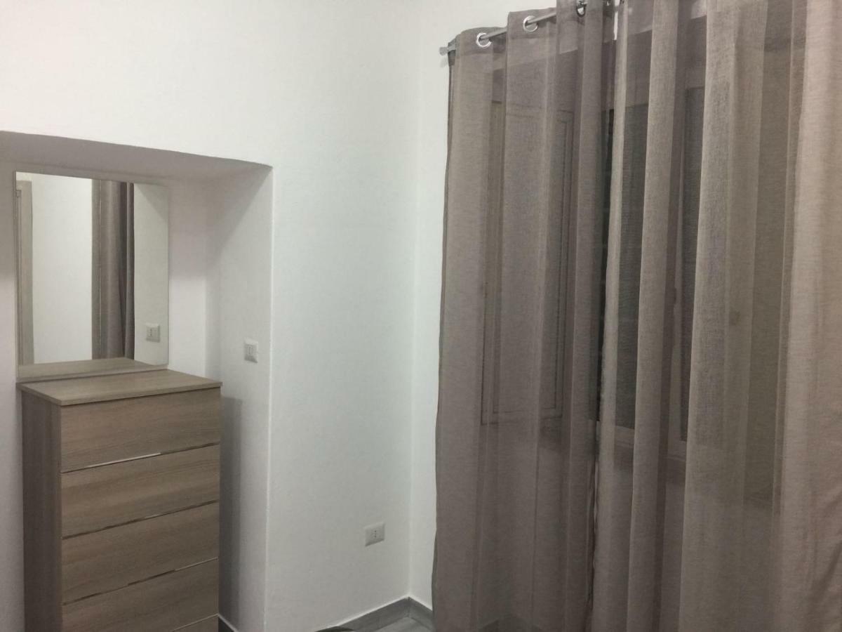 Alloggio Tulipano Appartement Acerra Buitenkant foto
